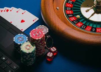 Advantages of online gambling games