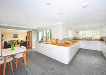 Smart and Luxurious Home