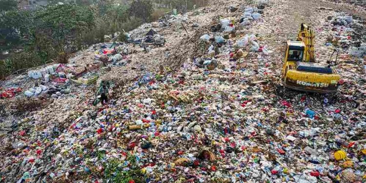 Managing Waste on Construction Sites