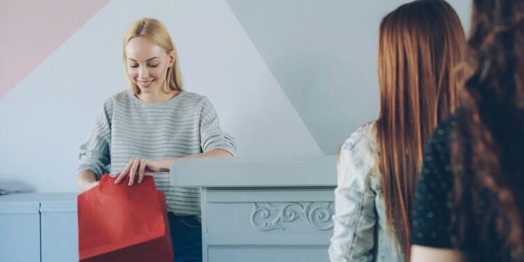 Sustainable Corporate Gifts and the New Rules of Onboarding